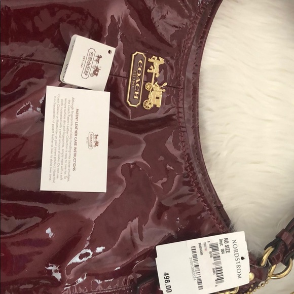 Coach burgundy patent leather purse - Picture 3 of 4
